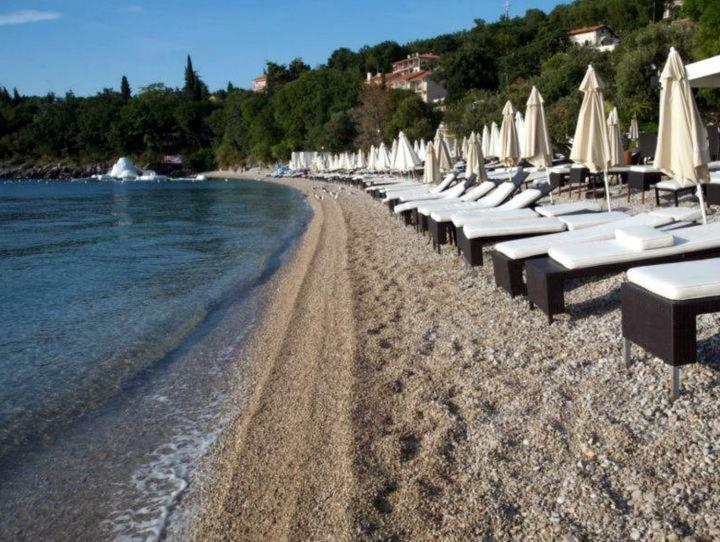 Apartment D&J Mošćenička Draga エクステリア 写真